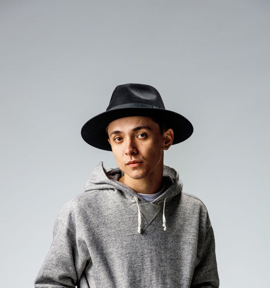 MIDDLE BRIM FLAT HAT