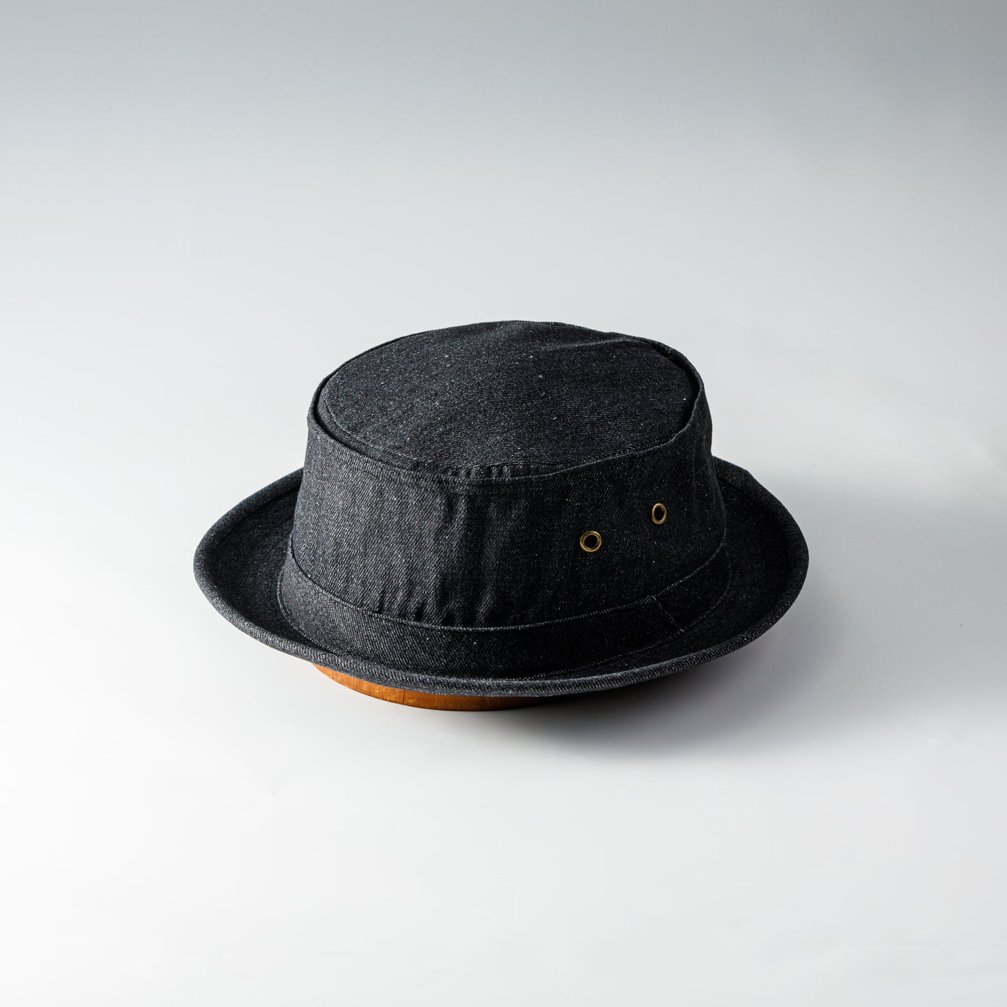 DENIM PORK PIE