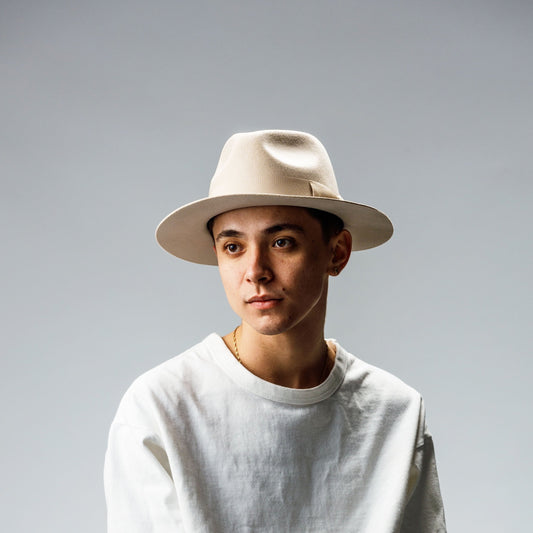 MIDDLE BRIM FLAT HAT