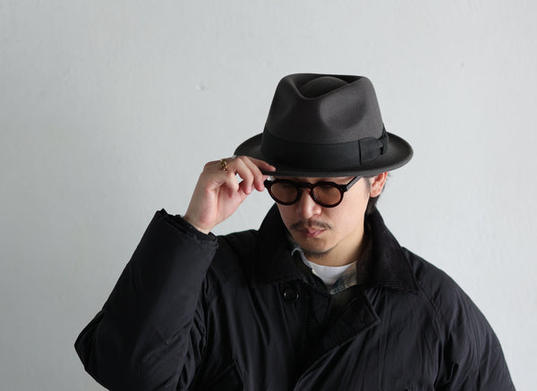 THE FELT HAT -GRAY-